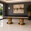 Mesa de comedor Horus Gold con bases doradas