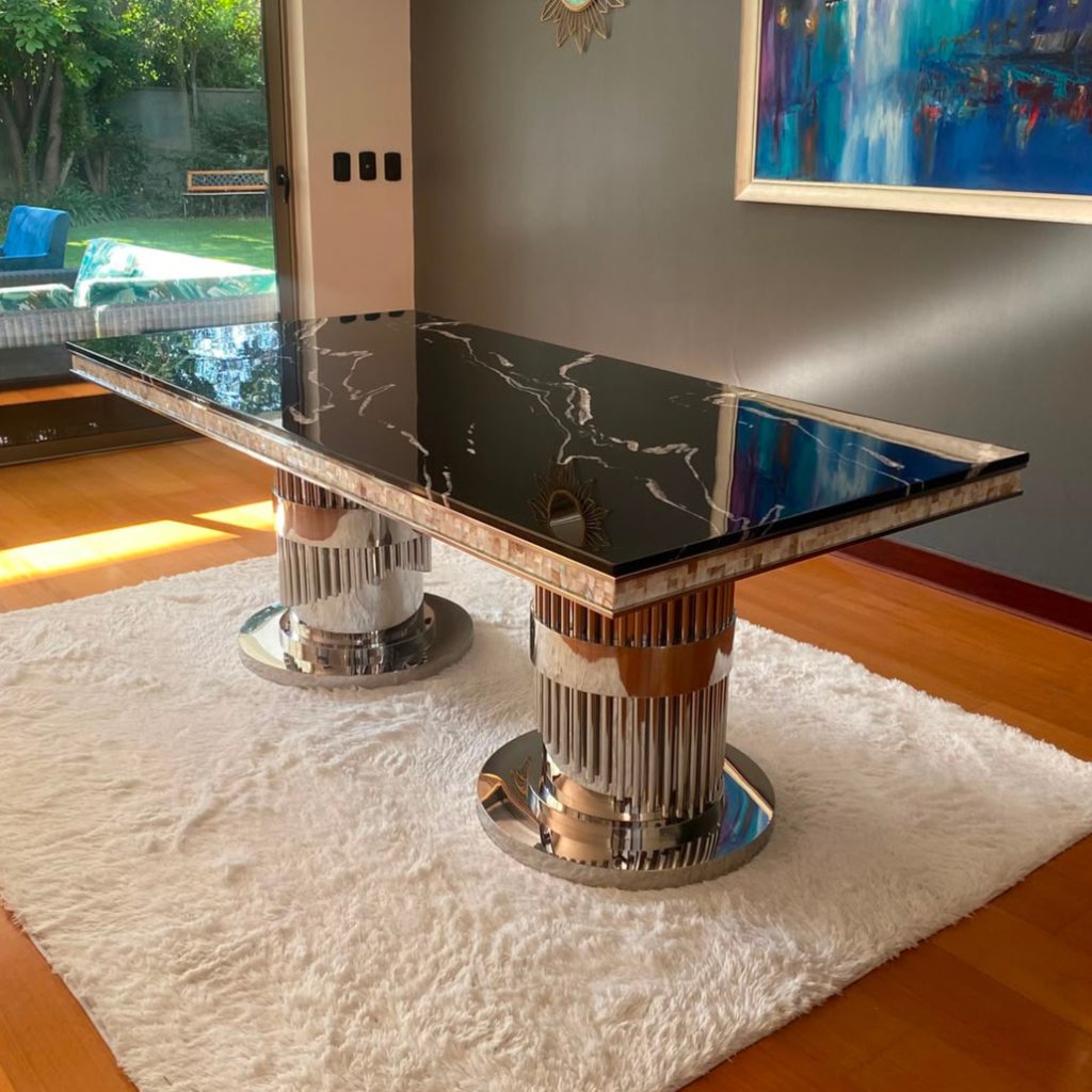 Mesa de Comedor Horus Silver