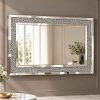 Espejo Múnich rectangular con marco plateado con textura decorativa y contorno de líneas rectas
